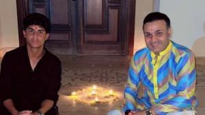 Dad hummed Bollywood classics at the crease, son Aaryavir Sehwag keeps it quiet