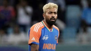 Hardik Pandya's Emotion During National Anthem Reflects Tensions in India-Pakistan Asia Cup Clash