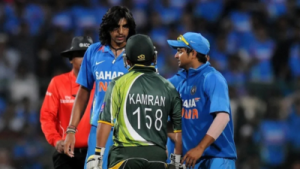 Ấn Độ vs Pakistan: Nhớ lại vụ xô xát nảy lửa giữa Ishant Sharma và Kamran Akmal năm 2012
