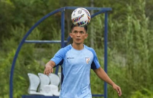 Ấn Độ triệu tập Sunil Chhetri trở lại đội hình chuẩn bị cho vòng loại AFC Asian Cup sau thành tích tại CAFA Nations Cup