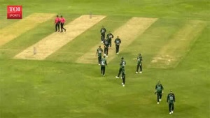 Asia Cup Handshake Controversy: Pakistan Captain Protests India's Post-Match Snub in Dubai