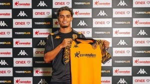 Ronaldinho's Son, Joao Mendes, Signs with Hull City U21 on One-Year Deal