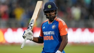 Gavaskar Advocates for Sanju Samson's Inclusion in India's Asia Cup Squad