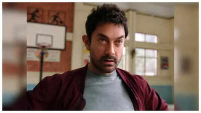 Aamir Khan's movie picks up speed on opening day