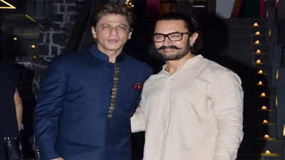 Shah Rukh Khan playfully teases Aamir Khan about his tea habits