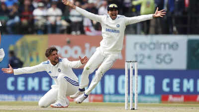 Kuldeep Yadav in action, potential game-changer for India.