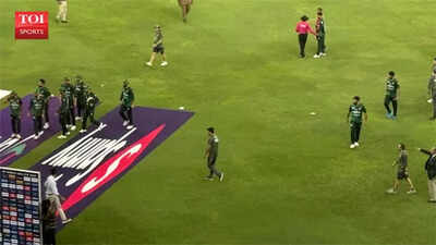 When India's support staff shut dressing room door even as Pakistan players waited for handshake after Asia Cup clash